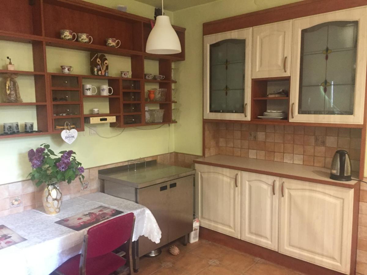 Samodzielny Pokoj W Wygodnym Domu Z Parkingiem Apartment Piaseczno  Bagian luar foto