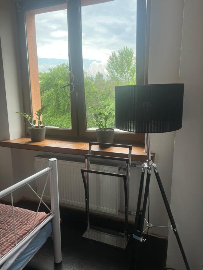 Samodzielny Pokoj W Wygodnym Domu Z Parkingiem Apartment Piaseczno  Bagian luar foto