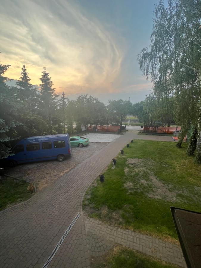 Samodzielny Pokoj W Wygodnym Domu Z Parkingiem Apartment Piaseczno  Bagian luar foto